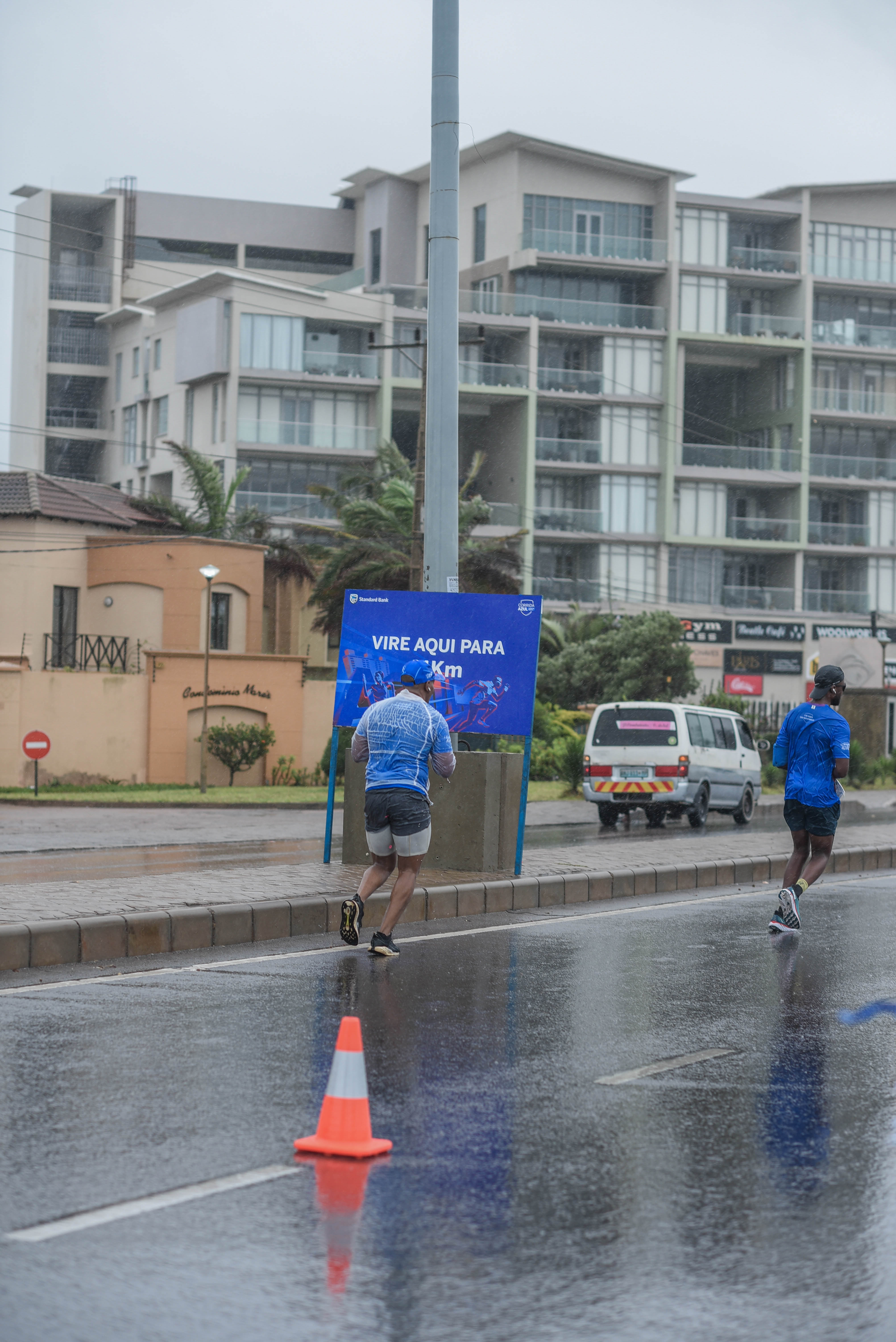 91Corrida Azul.jpg